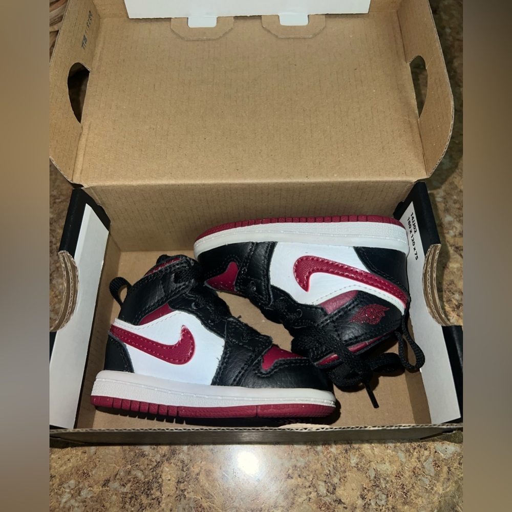 Jordan 1 mid, crib shoes, size 3c, red & black color, worn a few times